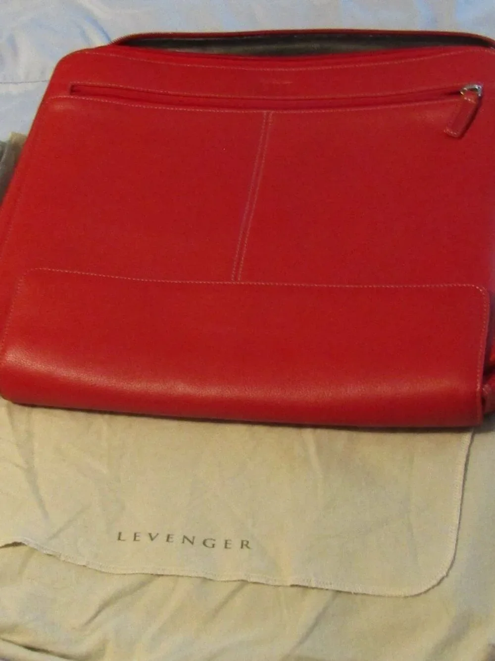 Near Mint Full Grain RED Leather LEVENGER Laptop Portfolio Bag in Dust Sleeve